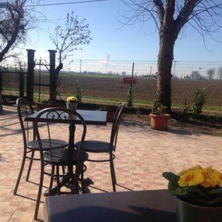 Agriturismo E Az. Agricola Ma.Mi Сале Экстерьер фото
